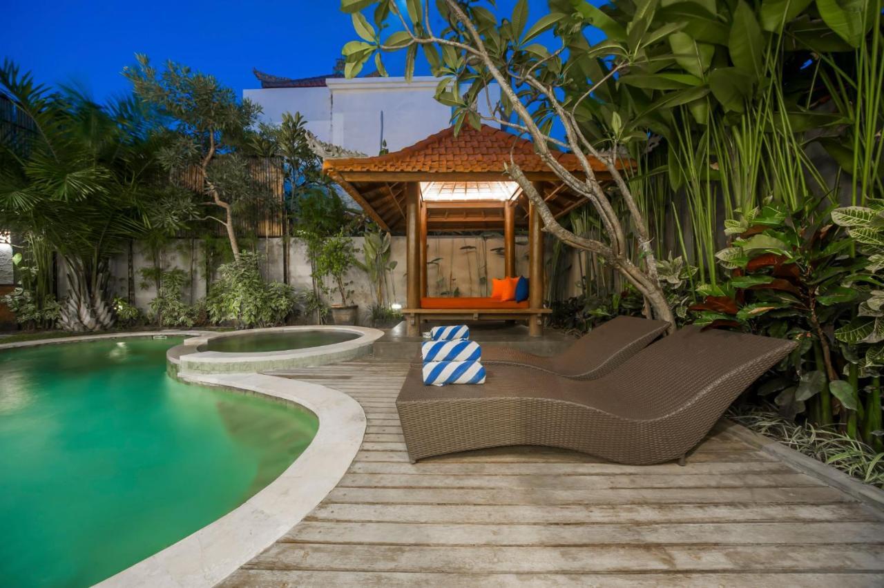 Villa Suzuki 2 Seminyak Exteriör bild